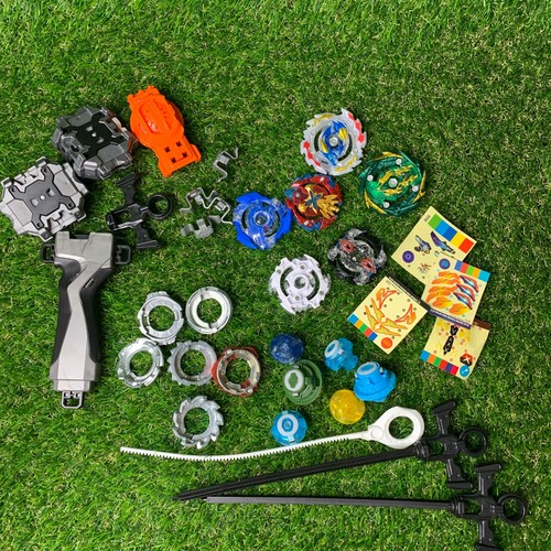 Beyblade hasbro lot 25 - beyblade,
